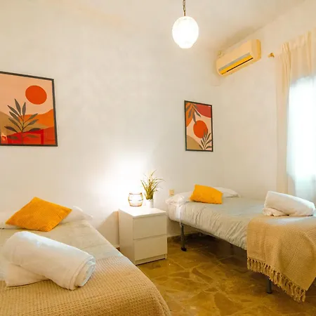 Edomus Casa De Naranjos Ferienhaus